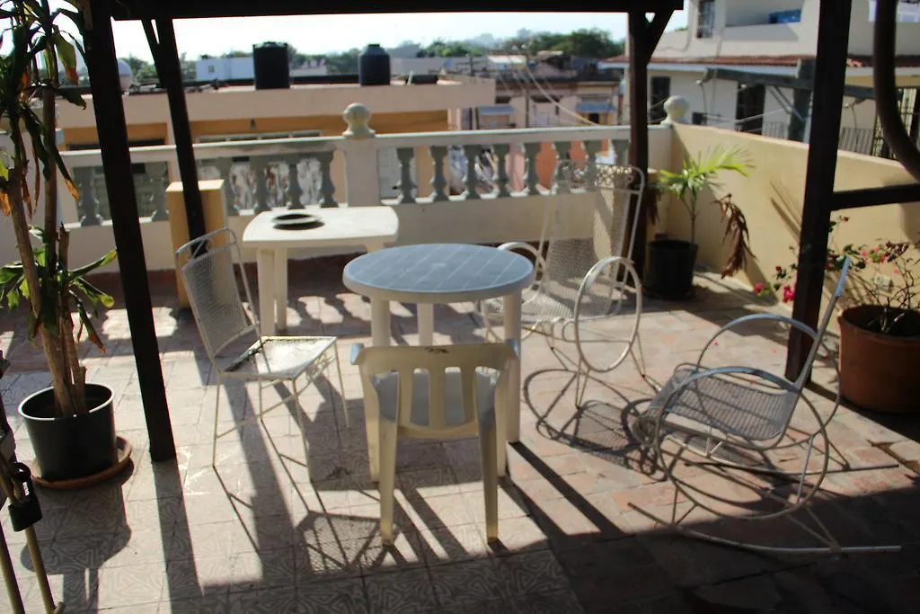 Hostal Condo-Parque Santo Domingo 0*,