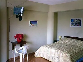 Hostal Condo-Parque Santo Domingo Hostel
