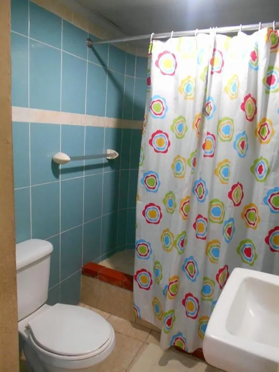 Hostal Condo-Parque Santo Domingo Hostel